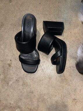Nordstrom rack slide on sandal heels 9